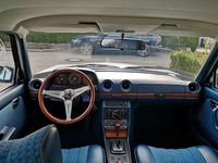 Gebraucht Mercedes E280 177 PS (130 kW) 1977 Weiß Limousine