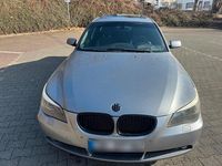 Gebraucht BMW 545 330 PS (242 kW) 2004 Grau Limousine