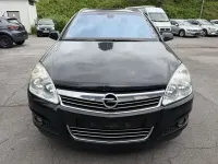 Gebraucht Opel Astra Cosmo 140 PS (102 kW) 2008 Schwarz Kombi