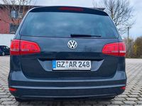 Gebraucht VW Sharan 140 PS (102 kW) 2012 Grau Van / Kleinbus