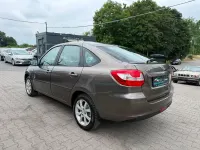 Gebraucht Lada Granta 98 PS (72 kW) 2018 Braun Limousine