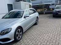 Gebraucht Mercedes E220 Avantgarde 194 PS (142 kW) 2019 Silber Limousine
