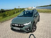 Gebraucht Dacia Sandero Expression 91 PS (66 kW) 2024 Grün Kleinwagen