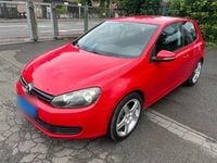 Gebraucht VW Golf VI 102 PS (75 kW) 2009 Rot Kleinwagen