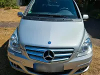Gebraucht Mercedes B200 140 PS (102 kW) 2009 Silber Van / Kleinbus