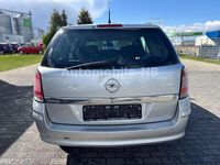 Gebraucht Opel Astra Edition 116 PS (85 kW) 2008 Silber Limousine