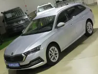 Gebraucht Skoda Octavia Style 150 PS (110 kW) 2023 Brilliantsilber metallic Kombi