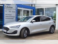Neu Ford Focus Titanium 125 PS (91 kW) 2025 Silber (moondust silver metallic) Limousine
