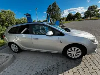 Gebraucht Opel Astra 140 PS (102 kW) 2012 Grau Kombi