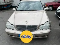 Gebraucht Mercedes C220 143 PS (105 kW) 2004 Gold Limousine