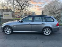Gebraucht BMW 330 Comfort Edition 245 PS (180 kW) 2010 Grau Kombi