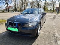Gebraucht BMW 320 170 PS (125 kW) 2008 Blau Limousine