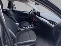 Usado Ford Focus ST-Line 125 HP (91 kW) 2018 Cinzento Carrinha