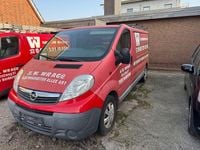 Gebraucht Opel Vivaro 114 PS (83 kW) 2013 Rot Van / Kleinbus