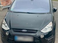 Second-hand Ford S-MAX 203 CP (149 kW) 2011 Negru Monovolum