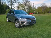 Gebraucht VW Touareg 262 PS (192 kW) 2016 Grau SUV