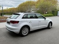 Second-hand Audi A3 Ambiente 105 CP (77 kW) 2014 Alb Berlinǎ