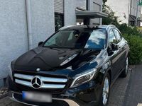 Gebraucht Mercedes GLA180 122 PS (89 kW) 2016 Schwarz SUV