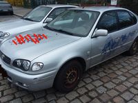 Gebraucht Toyota Corolla 97 PS (71 kW) 2001 Silber Kleinwagen