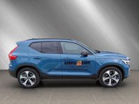Gebraucht Volvo XC40 Plus 163 PS (119 kW) 2024 Blau metallic SUV