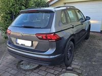 Gebraucht VW Tiguan Trendline 116 PS (85 kW) 2018 Grau SUV