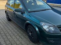 Gebraucht Opel Astra 90 PS (66 kW) 2005 Grün Limousine