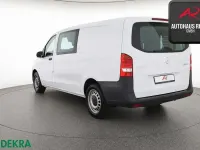 Gebraucht Mercedes Vito 163 PS (119 kW) 2021 Arktikweiss Van
