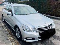 Gebraucht Mercedes E220 Avantgarde 170 PS (125 kW) 2009 Silber Limousine