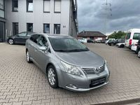 Gebraucht Toyota Avensis Executive 150 PS (110 kW) 2010 Silber Kombi