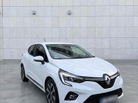 Gebraucht Renault Clio V 67 PS (49 kW) 2021 Weiß Limousine