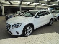 Gebraucht Mercedes GLA180 Urban 122 PS (89 kW) 2019 Weiß SUV