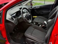 Gebraucht Ford Fiesta Titanium 80 PS (58 kW) 2014 Rot Kleinwagen