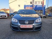 Gebraucht VW Jetta Comfortline 122 PS (89 kW) 2009 Grün Limousine