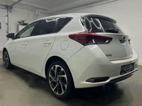 Gebraucht Toyota Auris Touch 116 PS (85 kW) 2015 Weiß Limousine