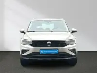 Gebraucht VW Tiguan Move 150 PS (110 kW) 2023 Silber SUV