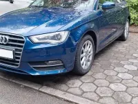 Gebraucht Audi A3 Attraction 105 PS (77 kW) 2013 Blau Kombi