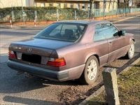 Gebraucht Mercedes E300 Sportline 179 PS (131 kW) 1992 Violet Coupé
