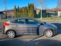 Gebraucht Ford Focus 125 PS (91 kW) 2014 Braun Limousine