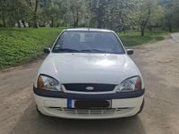 Gebraucht Ford Fiesta 50 PS (36 kW) 2000 Weiß Kleinwagen