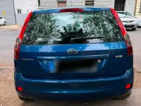 Gebraucht Ford Fiesta 68 PS (50 kW) 2006 Blau Kleinwagen