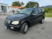 Gebraucht Mercedes ML270 164 PS (120 kW) 2003 Schwarz SUV