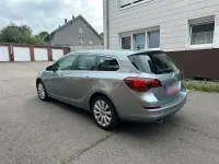 Gebraucht Opel Astra 2012 Silber Kombi