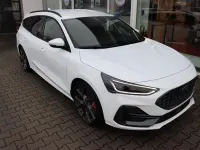 Neu Ford Focus ST 280 PS (205 kW) 2026 Frozen white Kombi