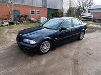 Gebraucht BMW 320 150 PS (110 kW) 1998 Blau Limousine