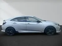 Gebraucht Honda Civic Elegance 126 PS (92 kW) 2019 Silber Limousine