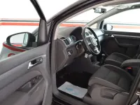 Gebraucht VW Touran 140 PS (102 kW) 2012 Schwarz Van / Kleinbus