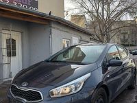 Gebraucht Kia Ceed 135 PS (99 kW) 2015 Grün Kleinwagen