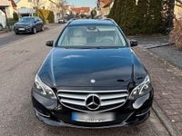 Gebraucht Mercedes E220 170 PS (125 kW) 2013 Schwarz Kombi