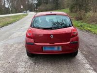Gebraucht Renault Clio II 75 PS (55 kW) 2006 Rot Limousine