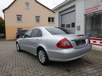 Gebraucht Mercedes E200 184 PS (135 kW) 2007 Silber Limousine